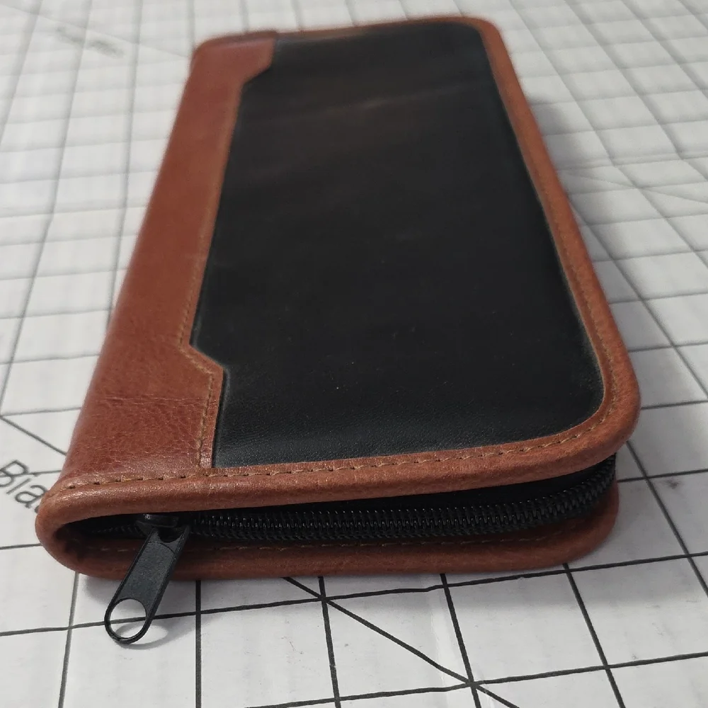 Black and Brown Rolodex Business Card Wallet / Zip Up Binder, NWOT